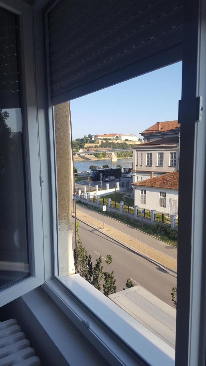 Apartman No.5 Novi Sad Extérieur photo